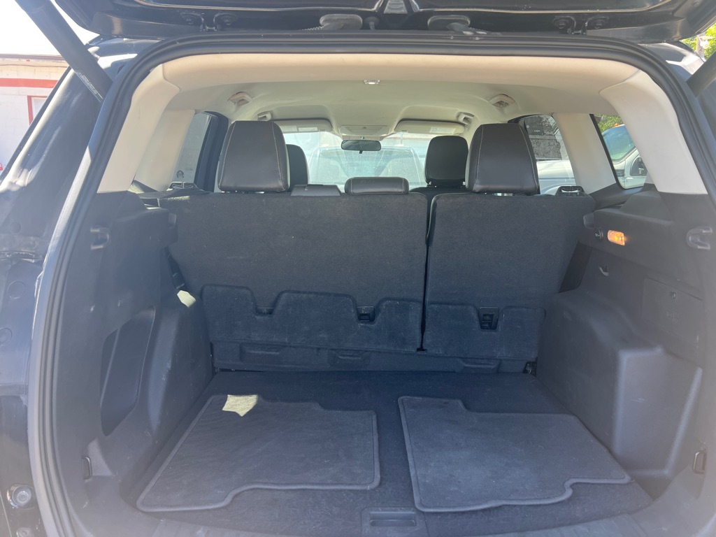 Photo 7 of this FORD ESCAPE