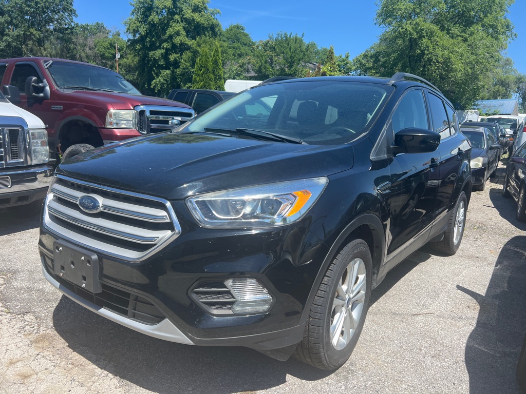 Photo 2 of this FORD ESCAPE