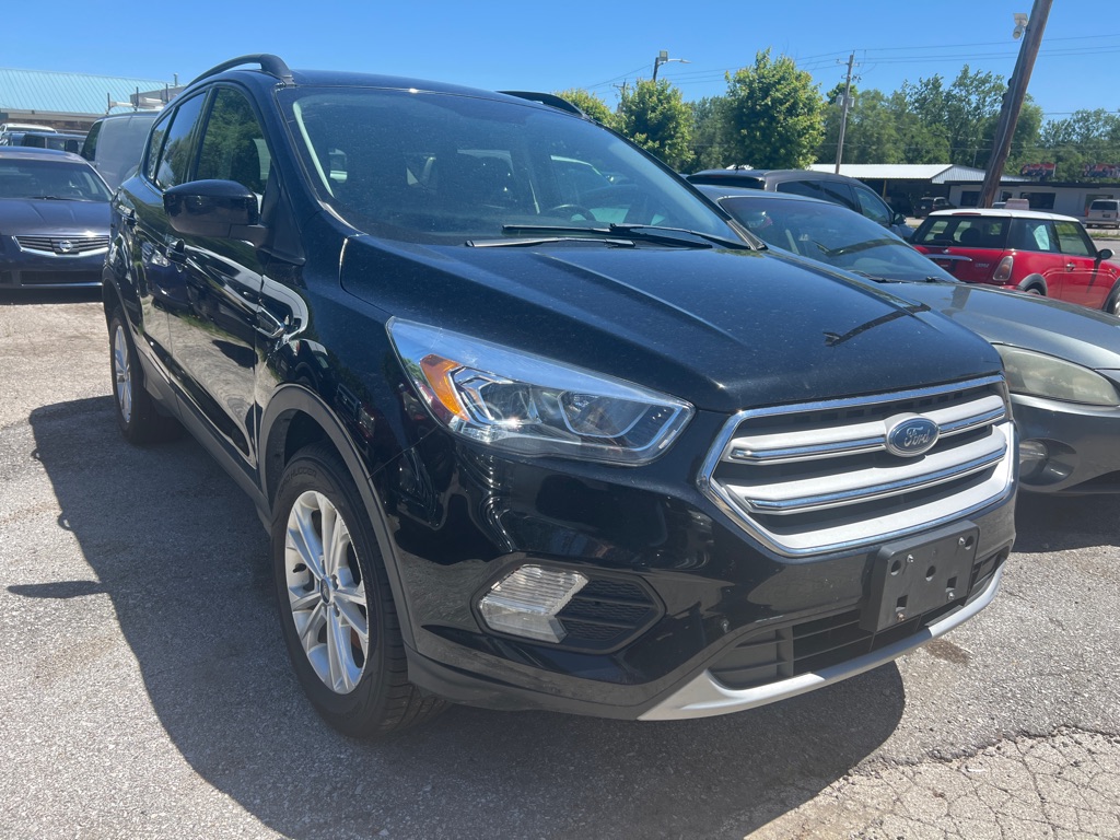 Photo 3 of this FORD ESCAPE
