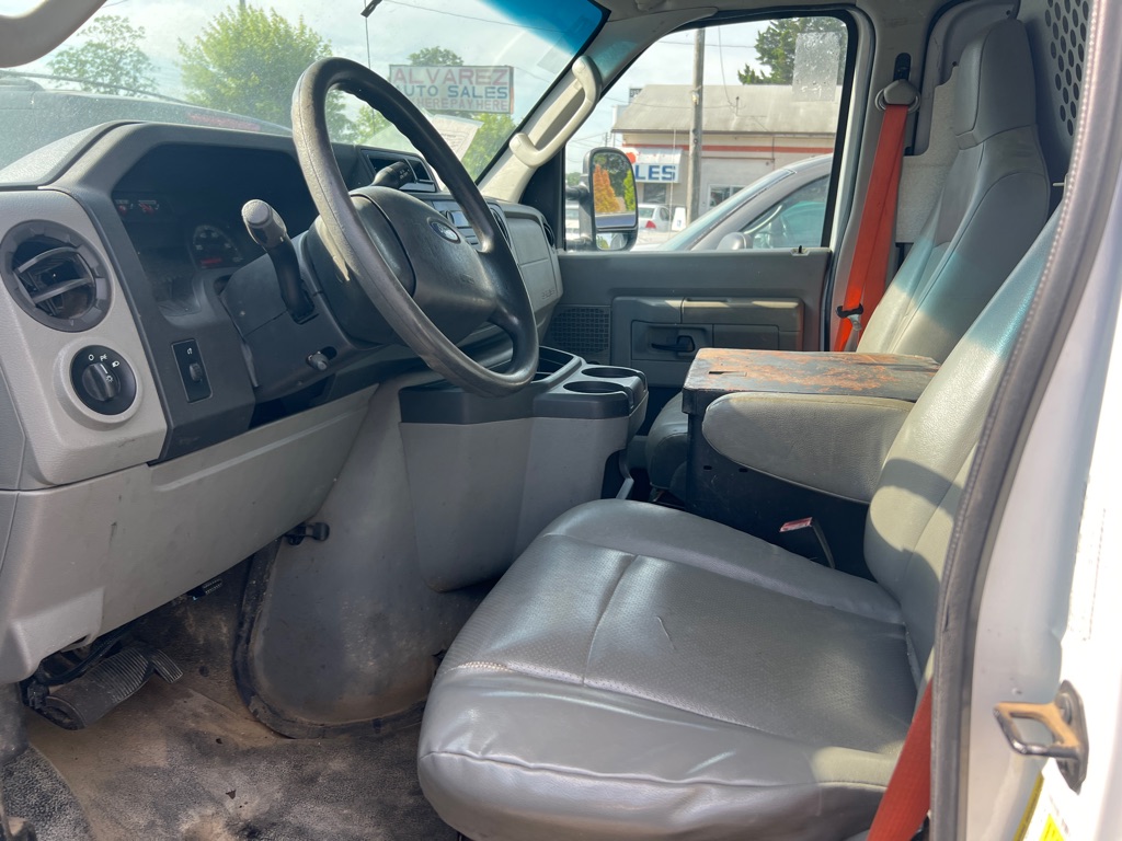 Photo 2 of this FORD ECONOLINE