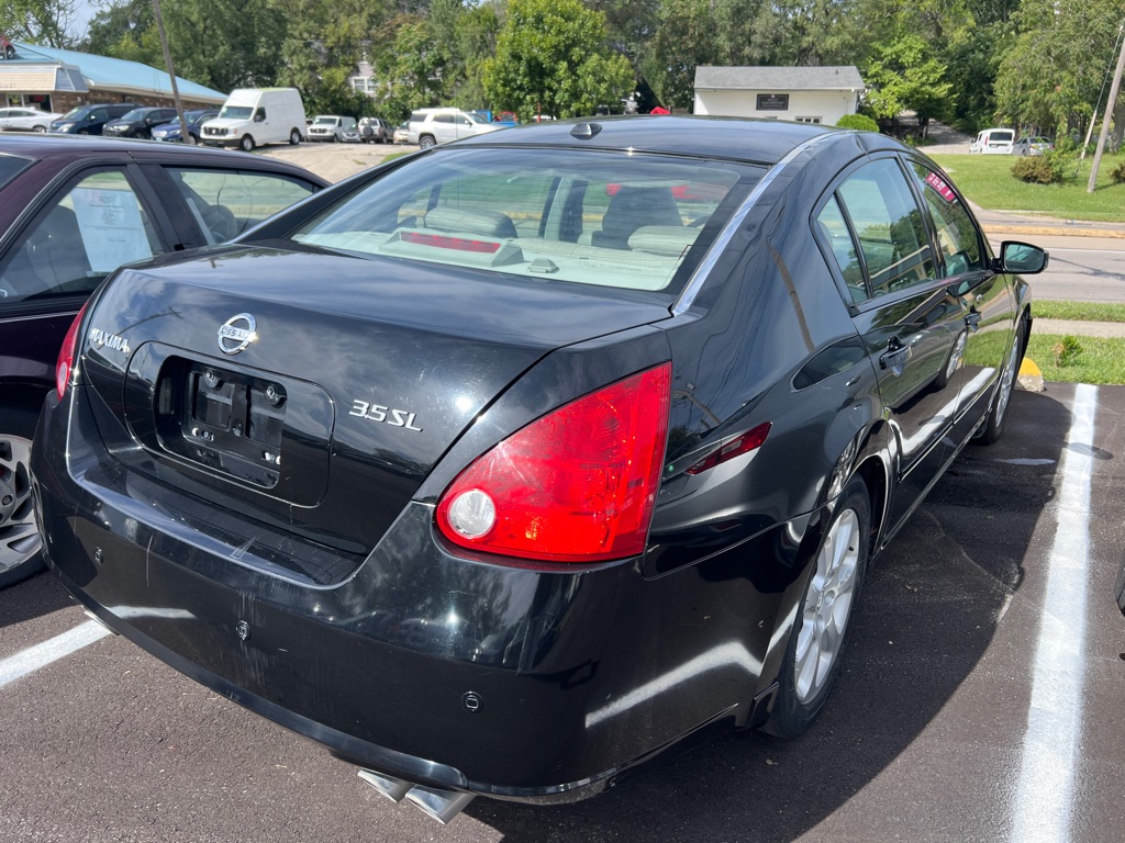 Photo 6 of this NISSAN MAXIMA