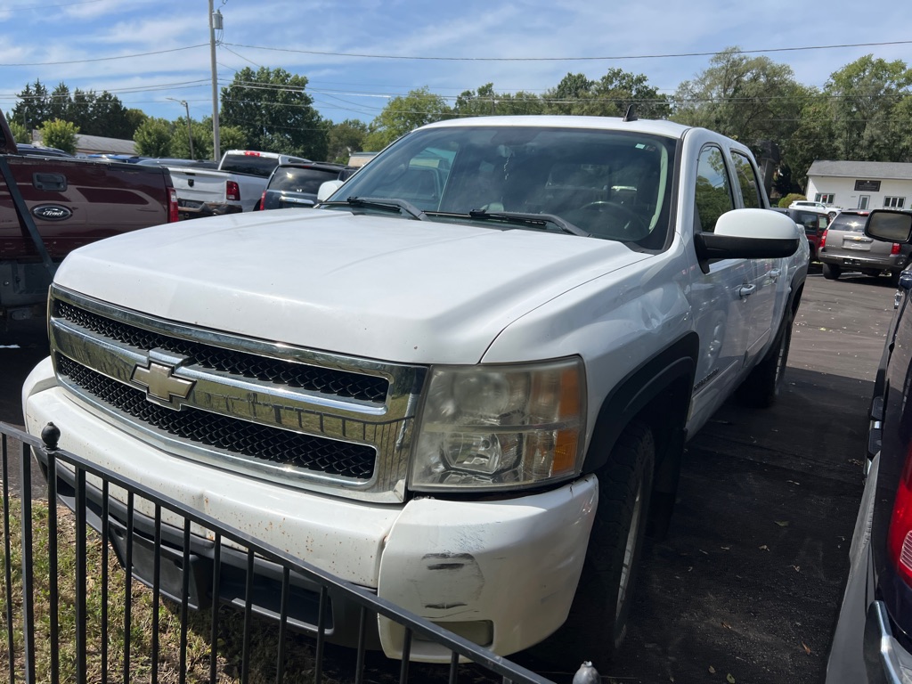 Photo 3 of this CHEVROLET SILVERADO 1500