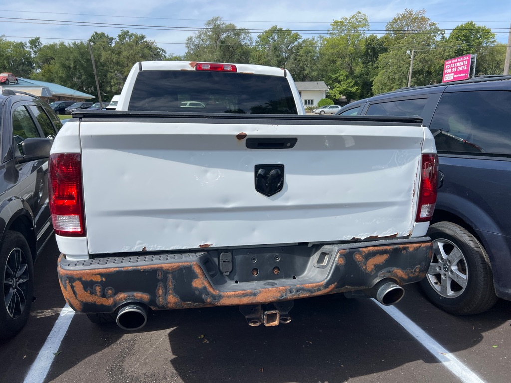 Photo 4 of this RAM 1500