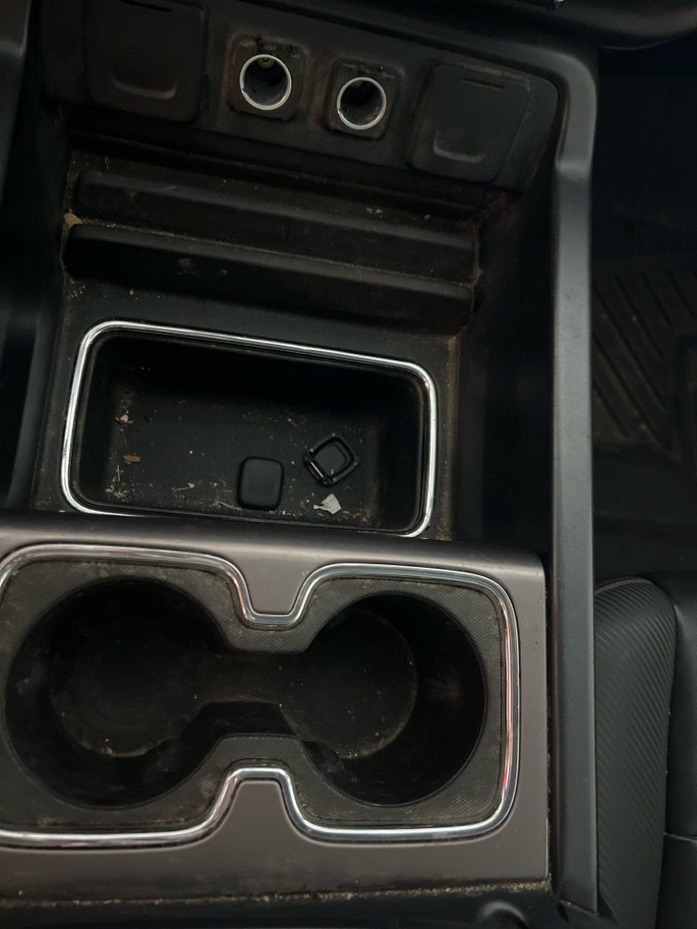 Photo 16 of this GMC SIERRA