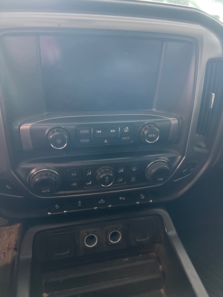 Photo 15 of this GMC SIERRA