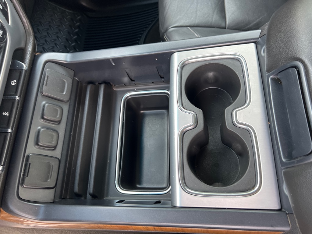 Photo 17 of this GMC SIERRA