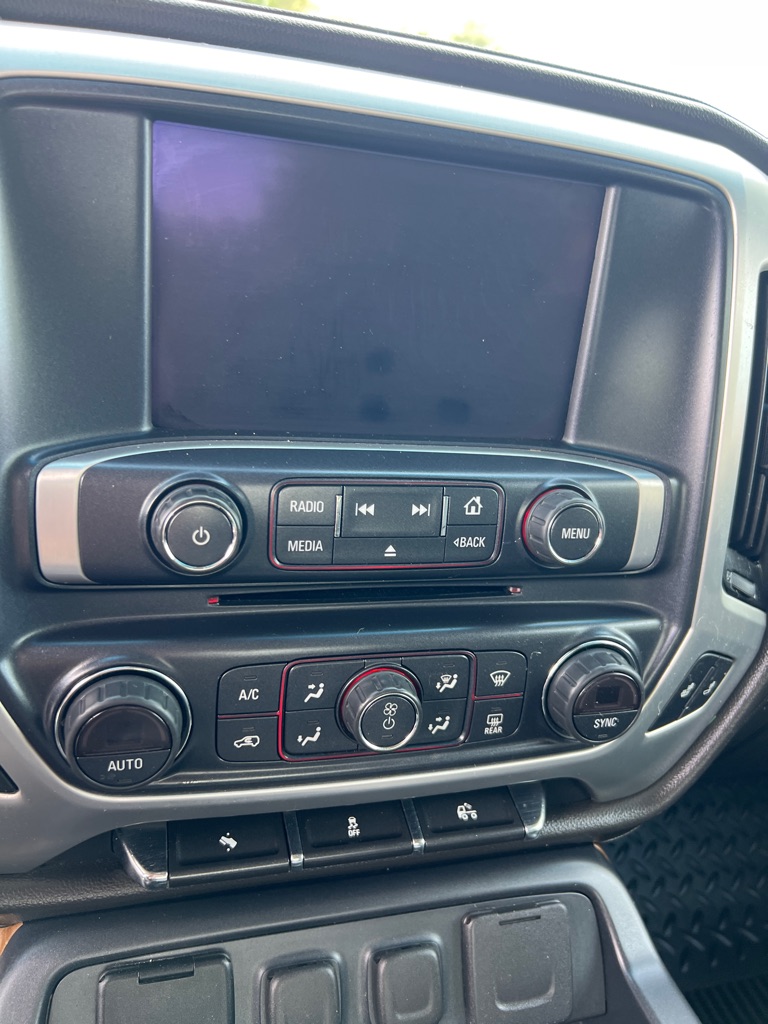 Photo 18 of this GMC SIERRA