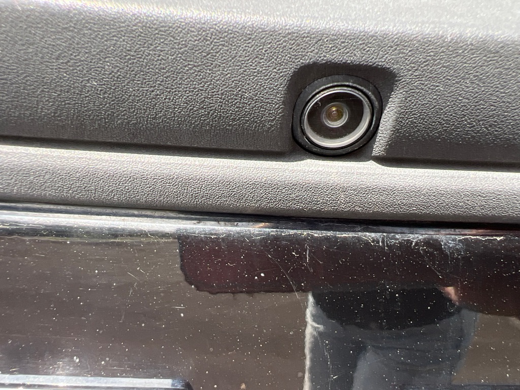 Photo 9 of this GMC SIERRA