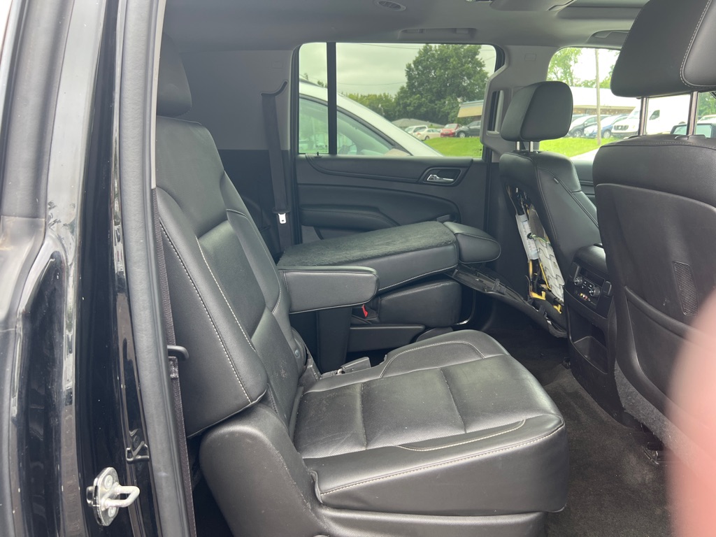 Photo 11 of this GMC YUKON XL
