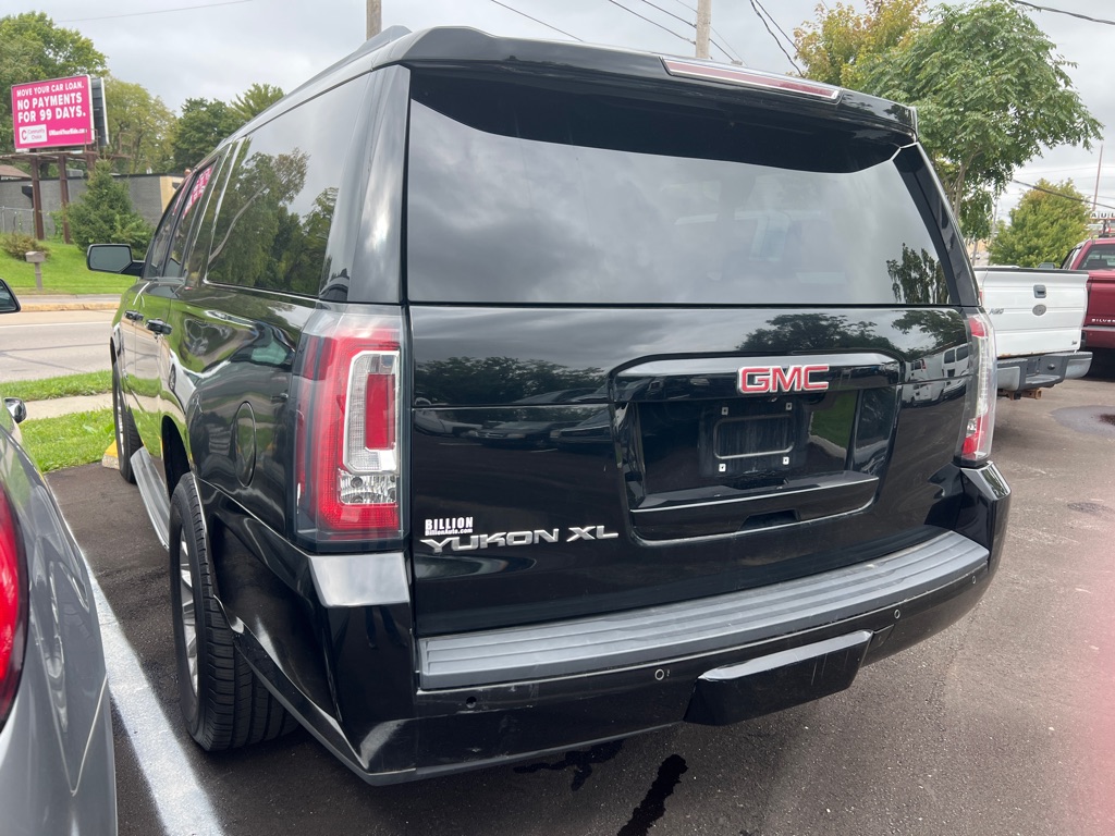 Photo 7 of this GMC YUKON XL