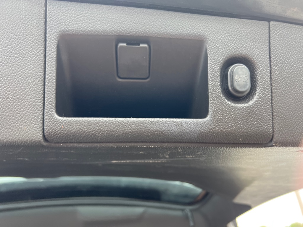 Photo 9 of this GMC YUKON XL