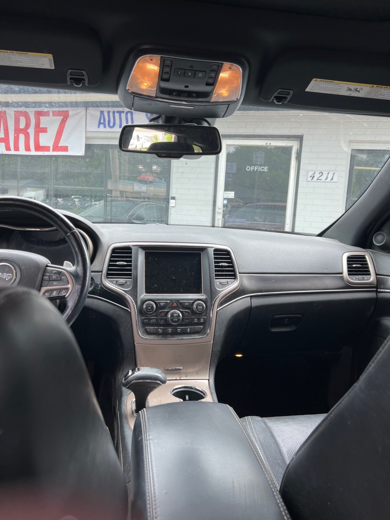 Photo 12 of this JEEP GRAND CHEROKEE