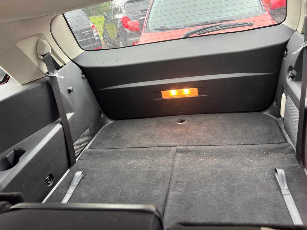 Photo 8 of this DODGE JOURNEY