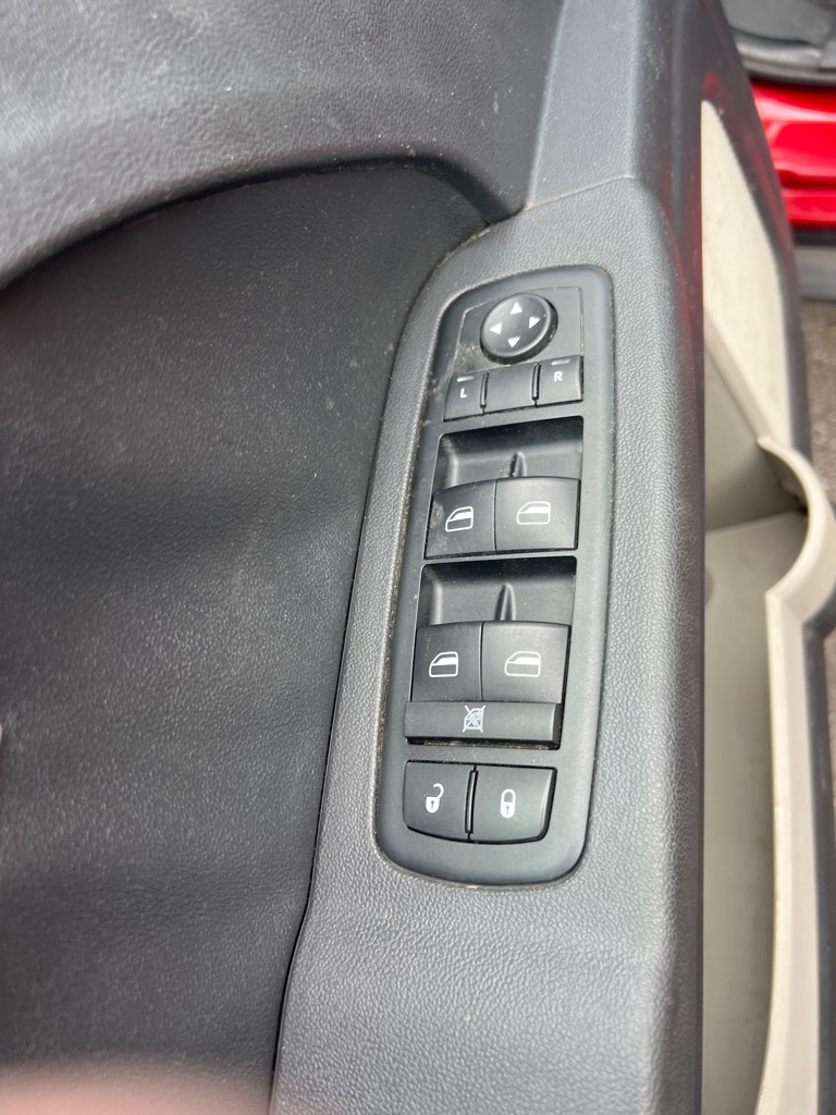 Photo 12 of this DODGE JOURNEY