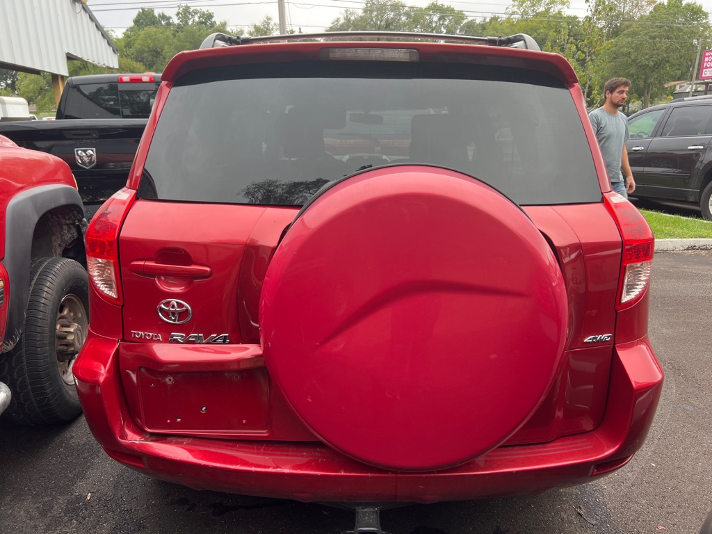 Photo 4 of this TOYOTA RAV4