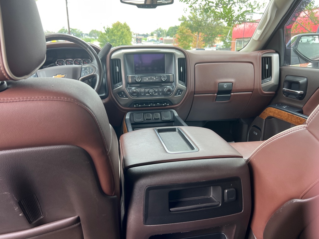 Photo 13 of this CHEVROLET SILVERADO 1500