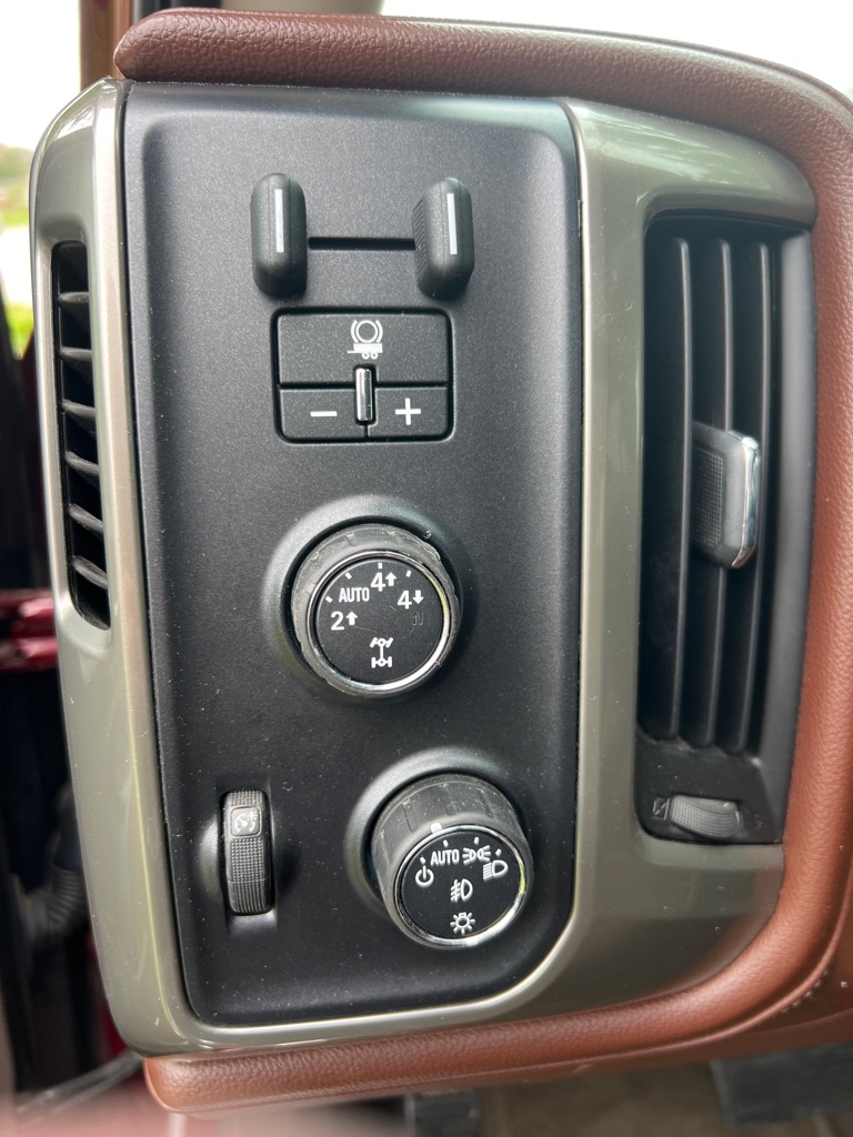 Photo 15 of this CHEVROLET SILVERADO 1500