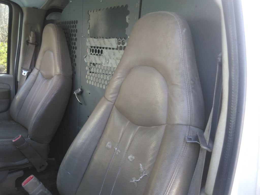 Photo 2 of this GMC SAVANA