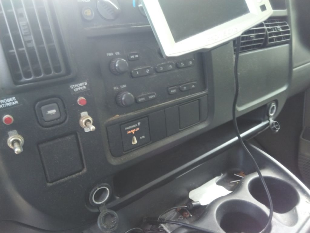 Photo 8 of this CHEVROLET EXPRESS G2500