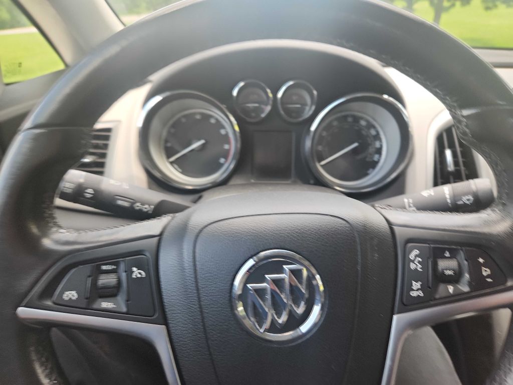 Photo 10 of this BUICK VERANO