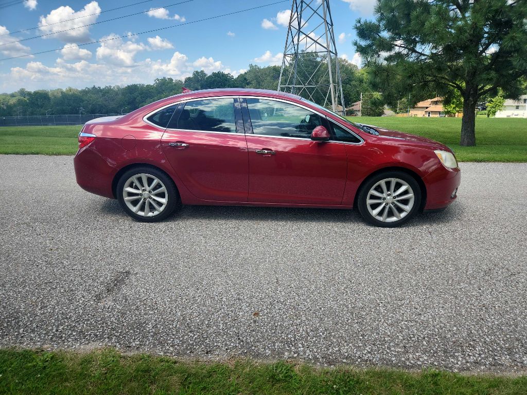 Photo 4 of this BUICK VERANO