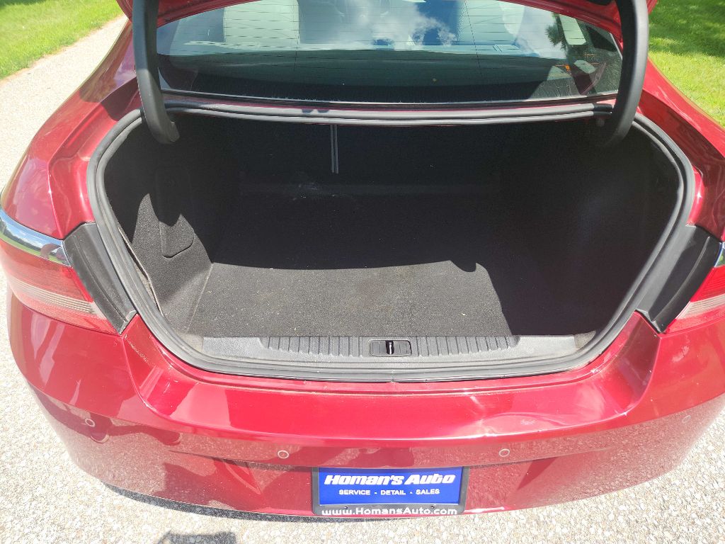 Photo 20 of this BUICK VERANO