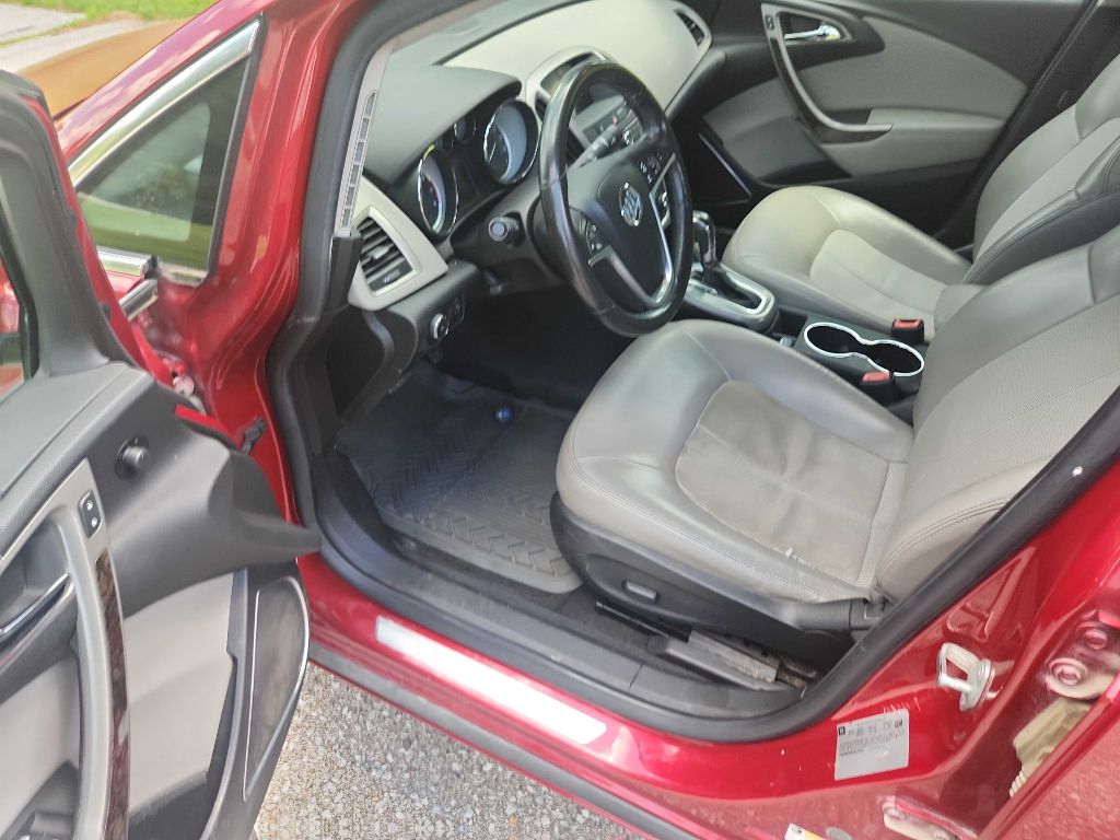 Photo 12 of this BUICK VERANO