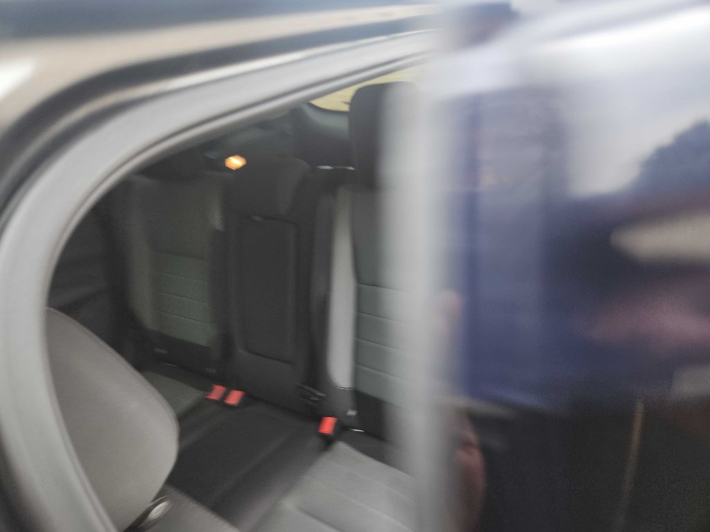 Photo 15 of this FORD ESCAPE