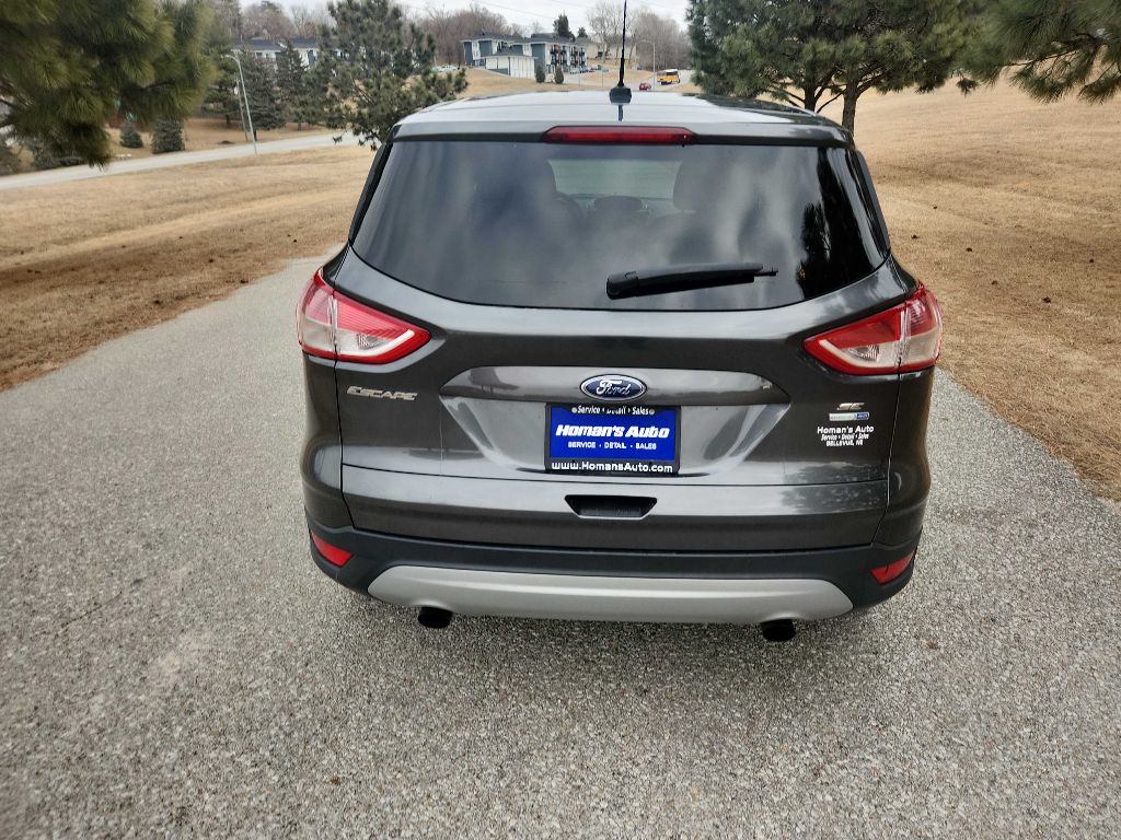 Photo 20 of this FORD ESCAPE