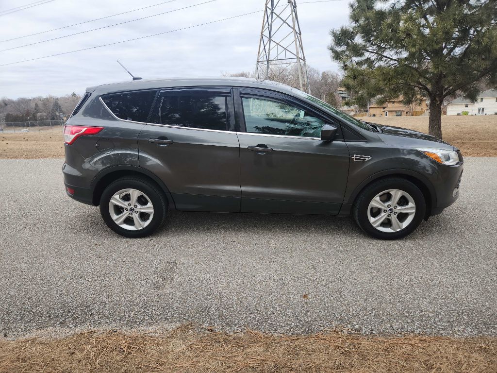 Photo 4 of this FORD ESCAPE