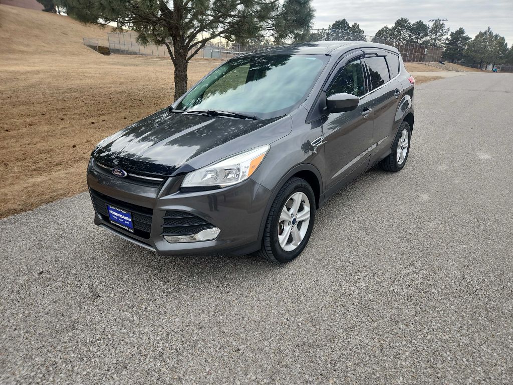 Photo 2 of this FORD ESCAPE