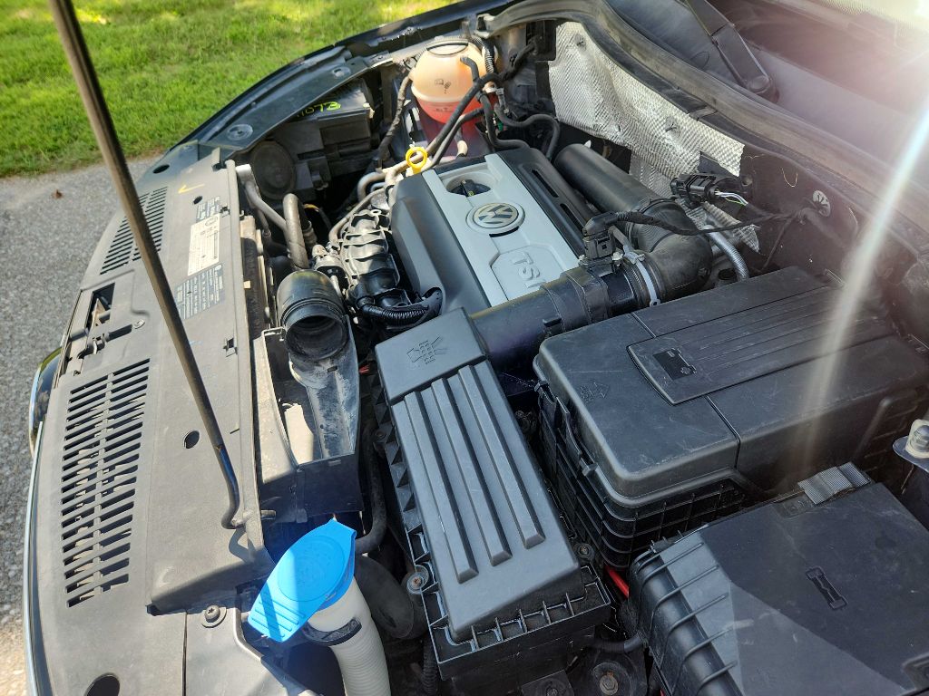 Photo 9 of this VOLKSWAGEN TIGUAN