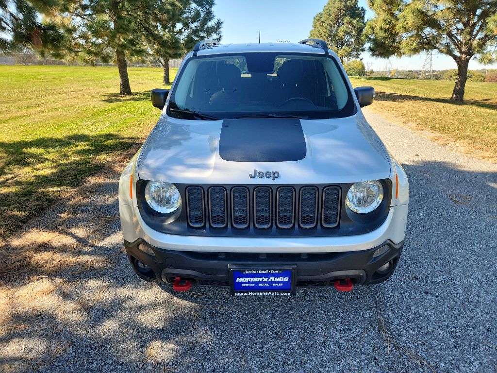 Photo 7 of this JEEP RENEGADE