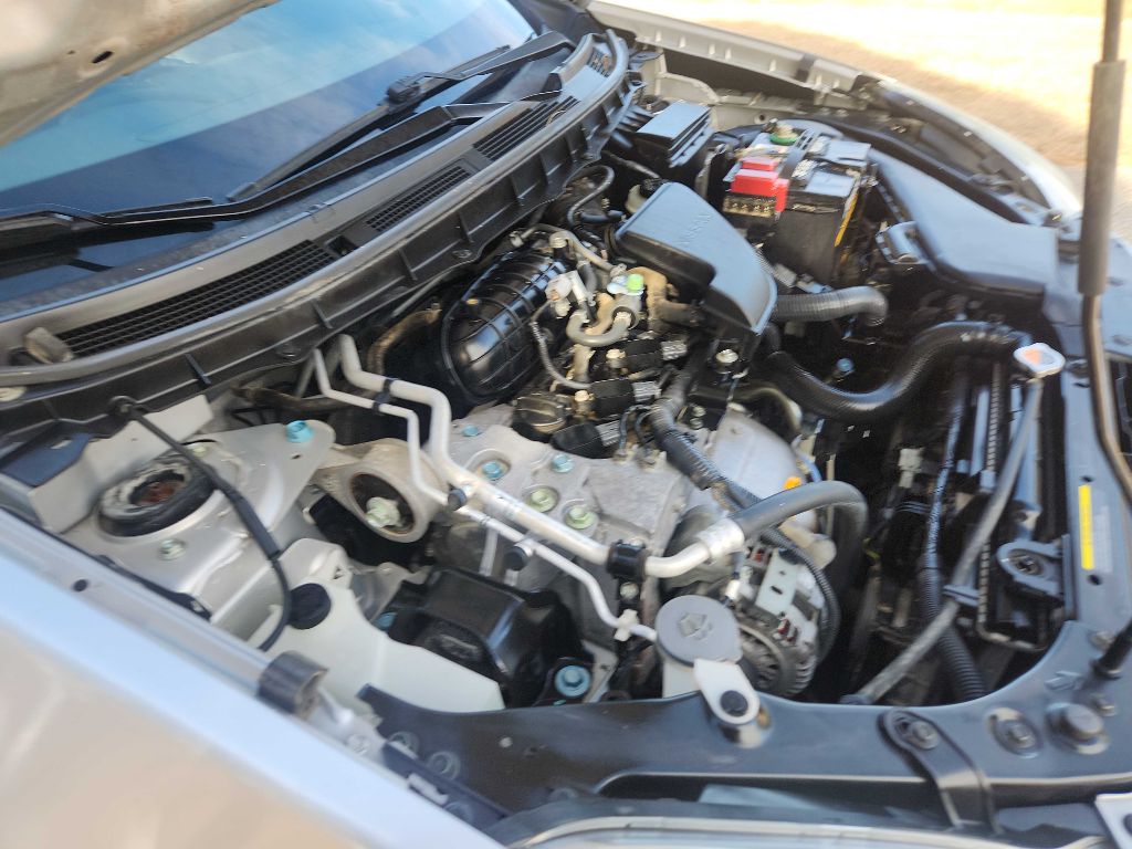Photo 9 of this NISSAN ROGUE