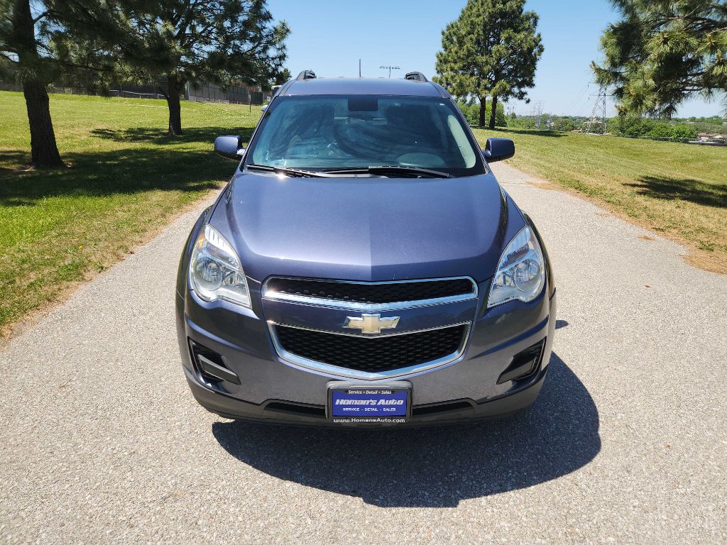 Photo 7 of this CHEVROLET EQUINOX