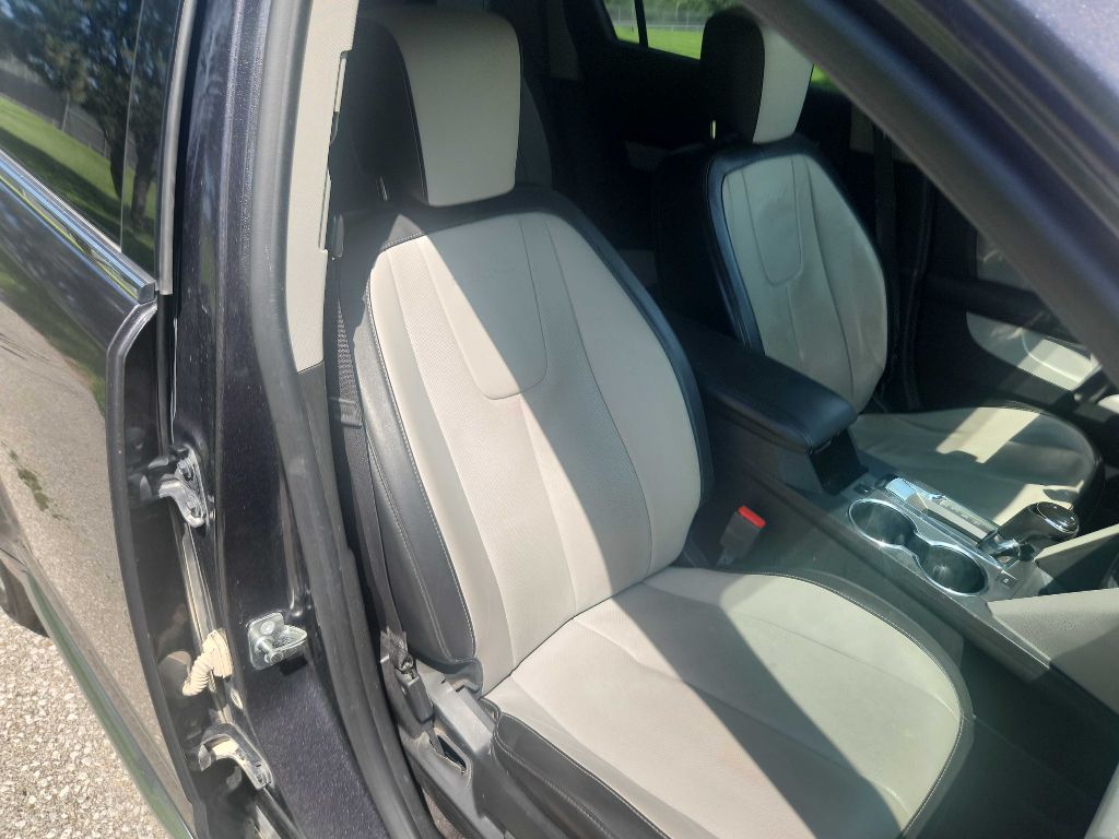 Photo 20 of this GMC TERRAIN