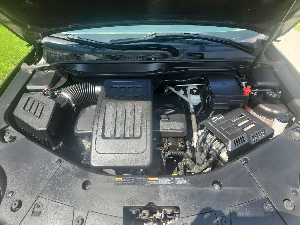 Photo 8 of this GMC TERRAIN