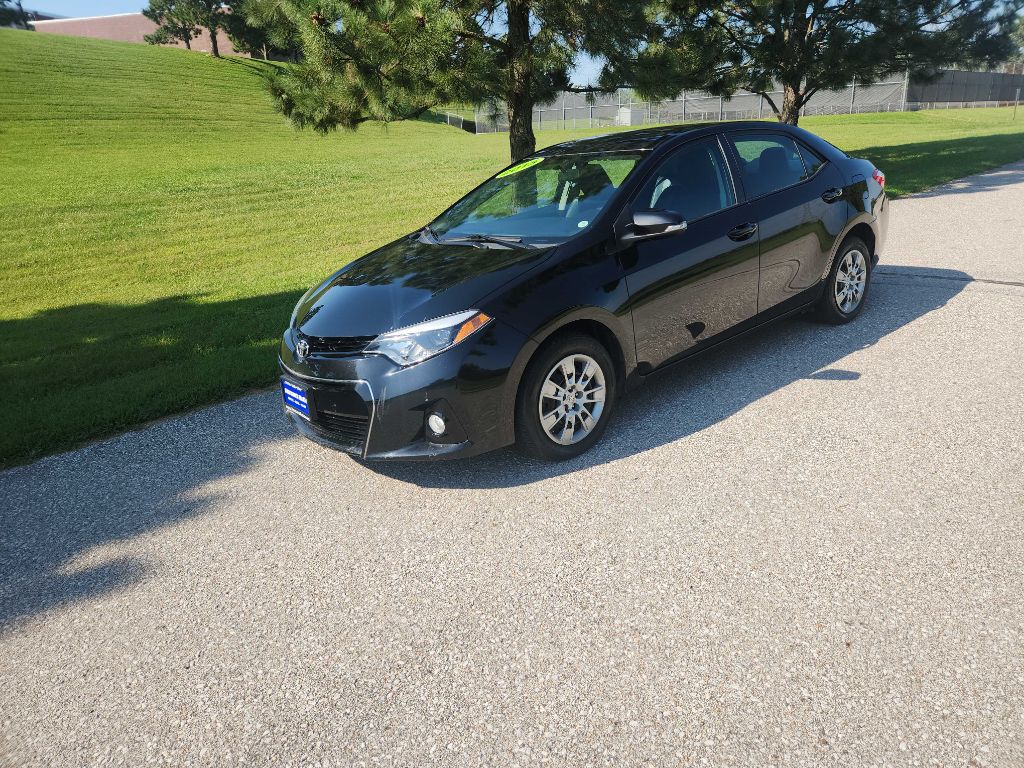 Photo 2 of this TOYOTA COROLLA
