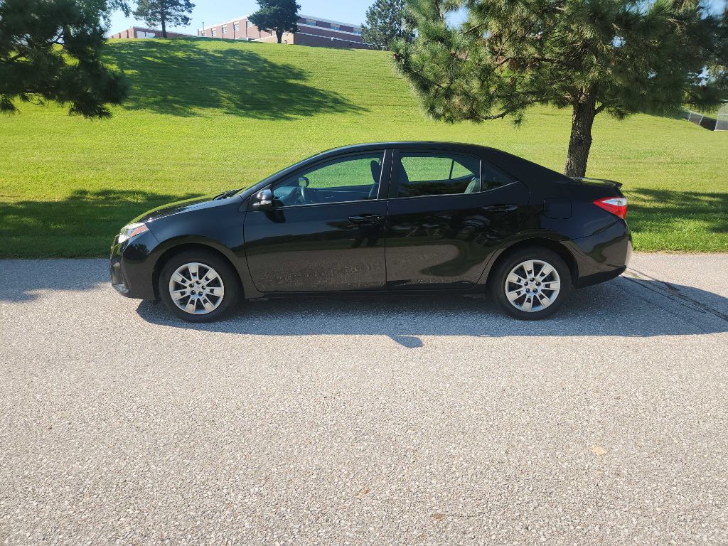 2015 TOYOTA COROLLA