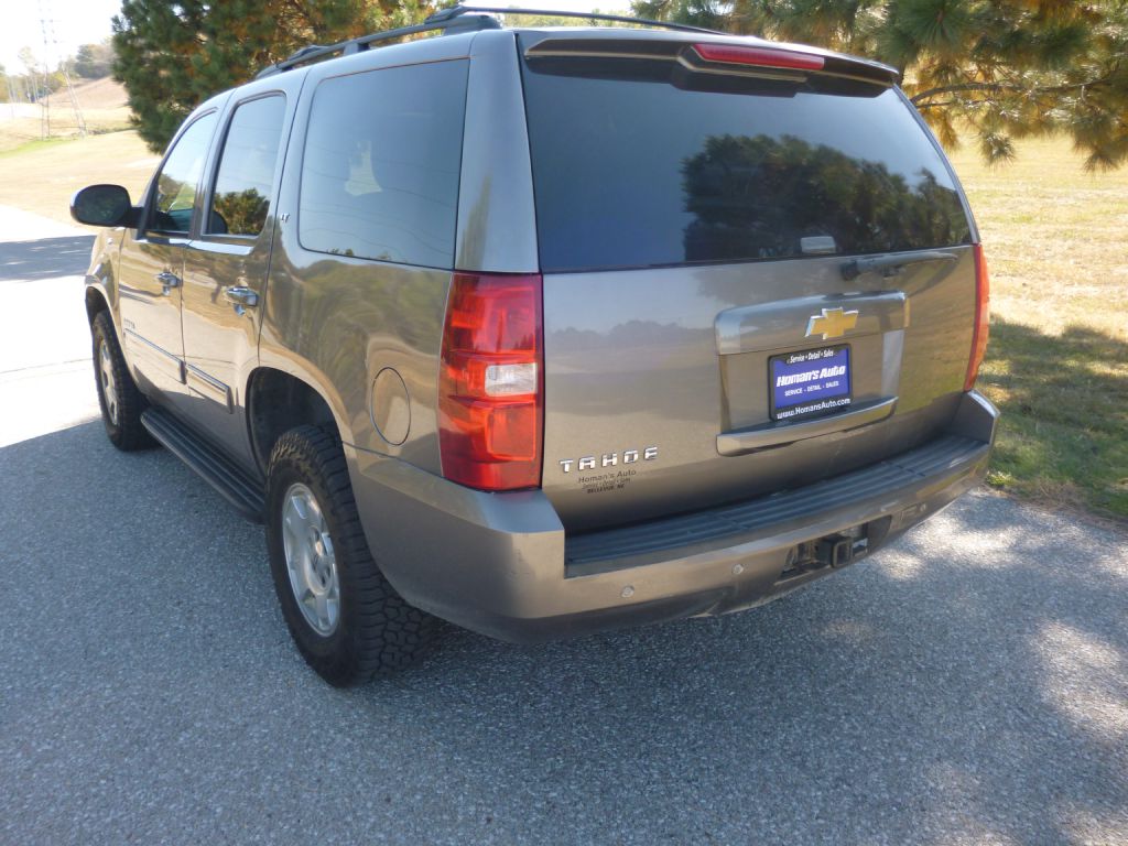 Photo 5 of this CHEVROLET TAHOE
