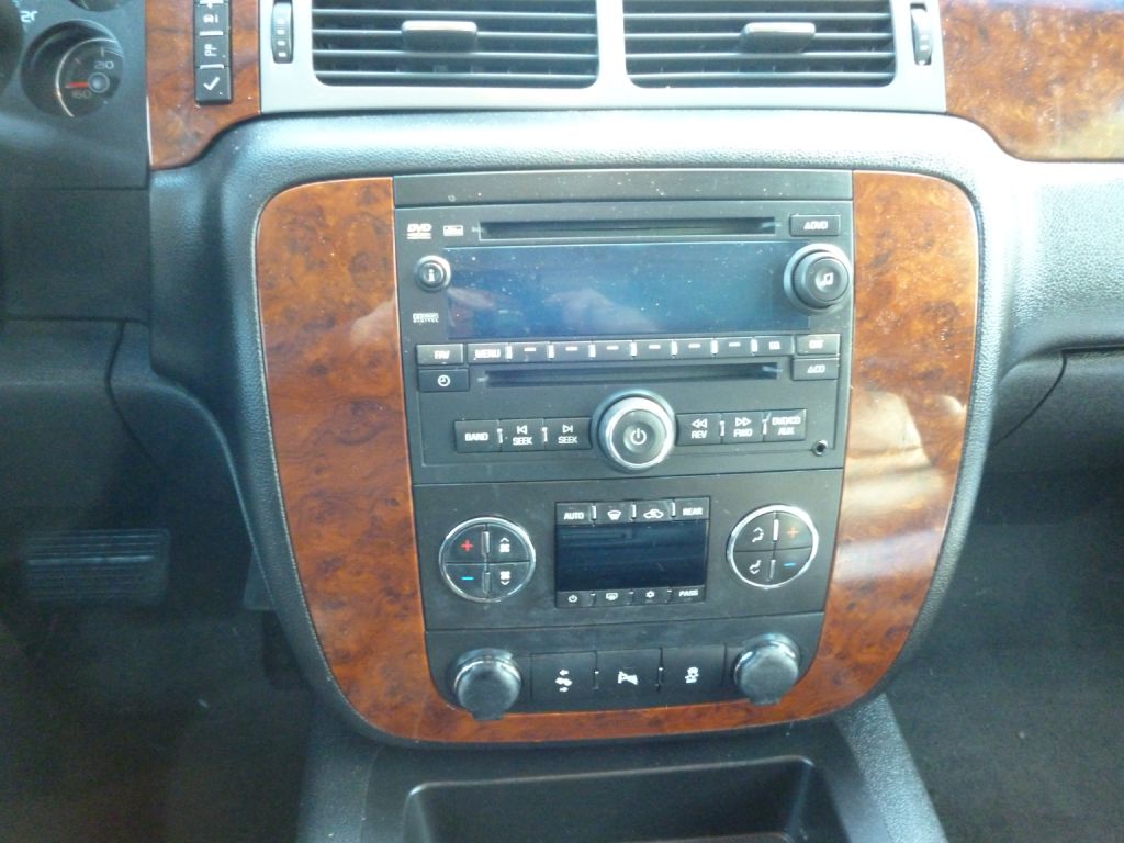 Photo 8 of this CHEVROLET TAHOE