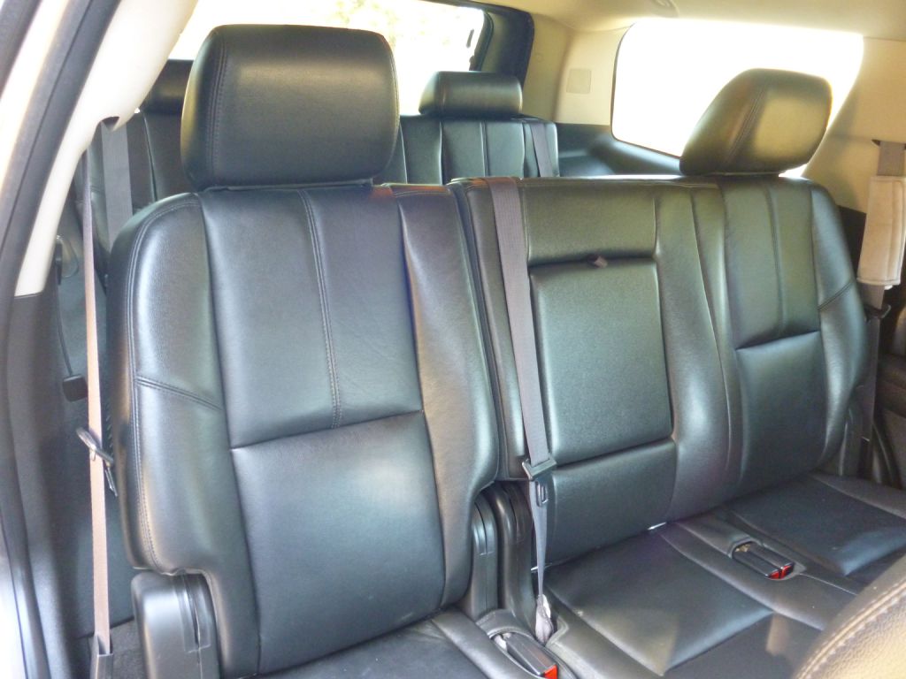 Photo 15 of this CHEVROLET TAHOE