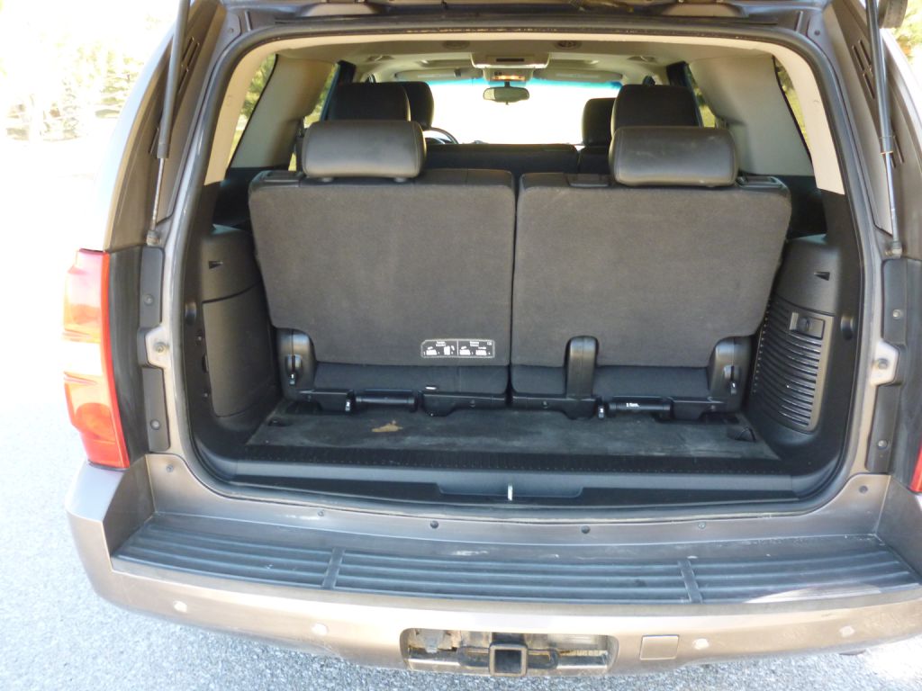 Photo 20 of this CHEVROLET TAHOE