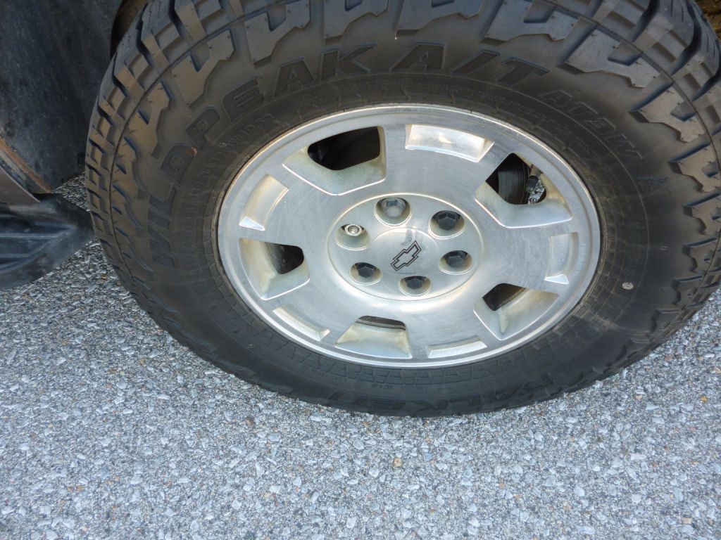 Photo 21 of this CHEVROLET TAHOE