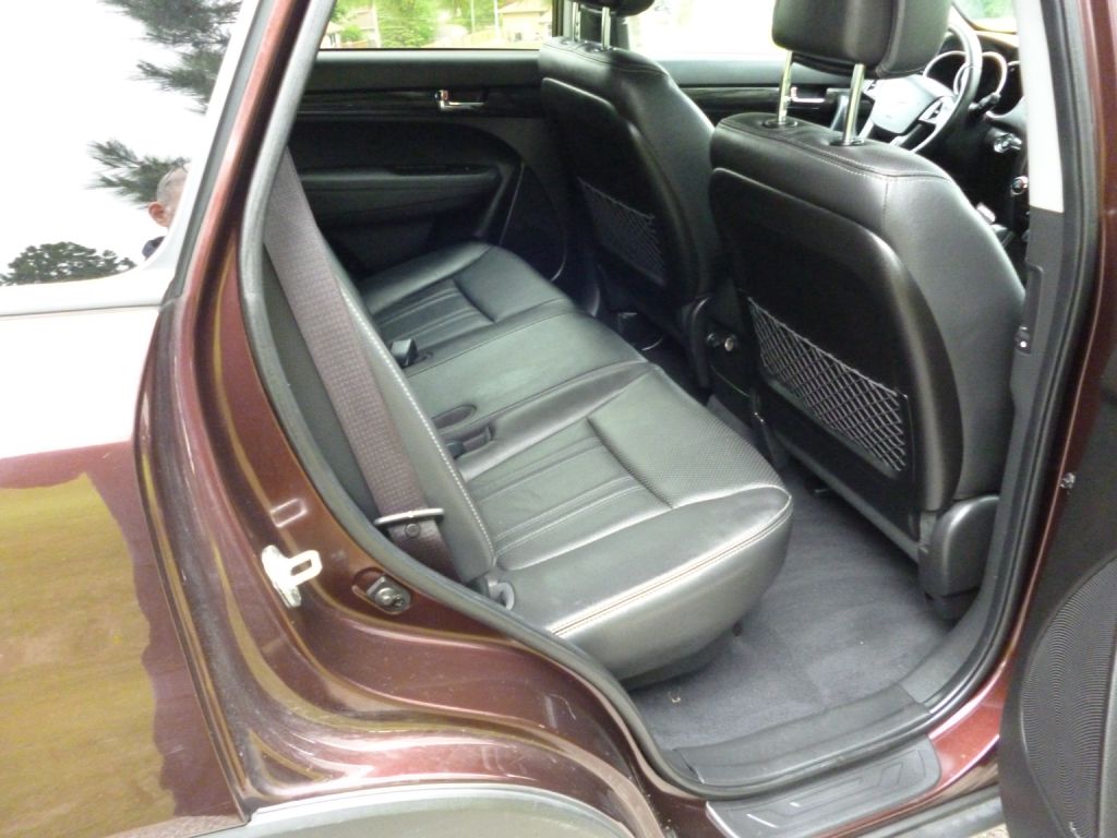 Photo 17 of this KIA SORENTO