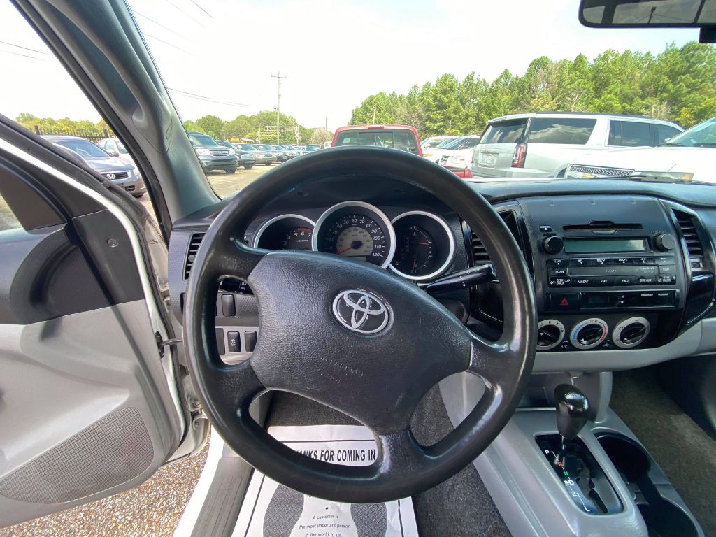 Photo 5 of this TOYOTA TACOMA