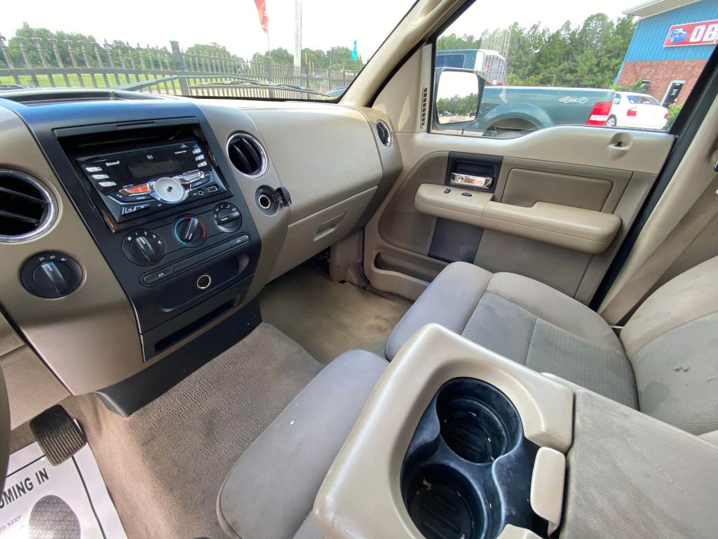 Photo 6 of this FORD F150