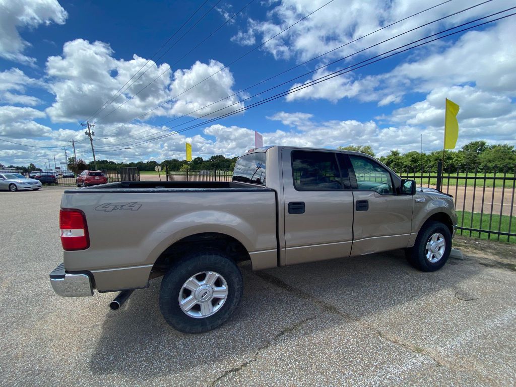 Photo 2 of this FORD F150