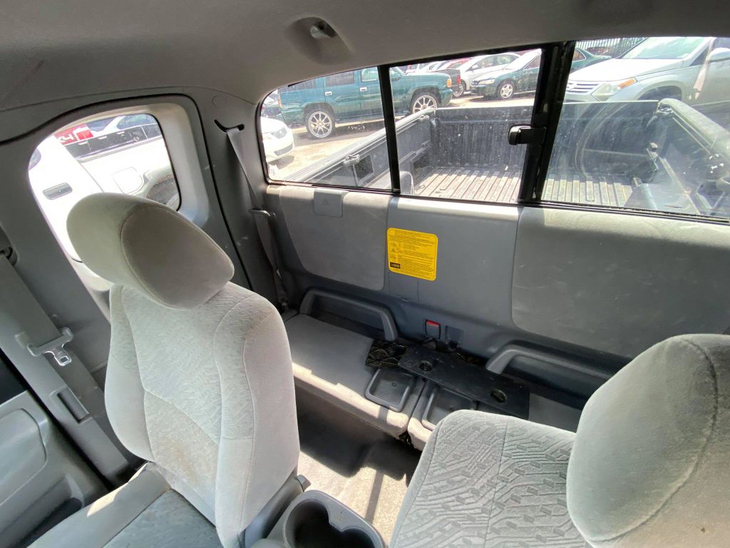 Photo 7 of this TOYOTA TACOMA