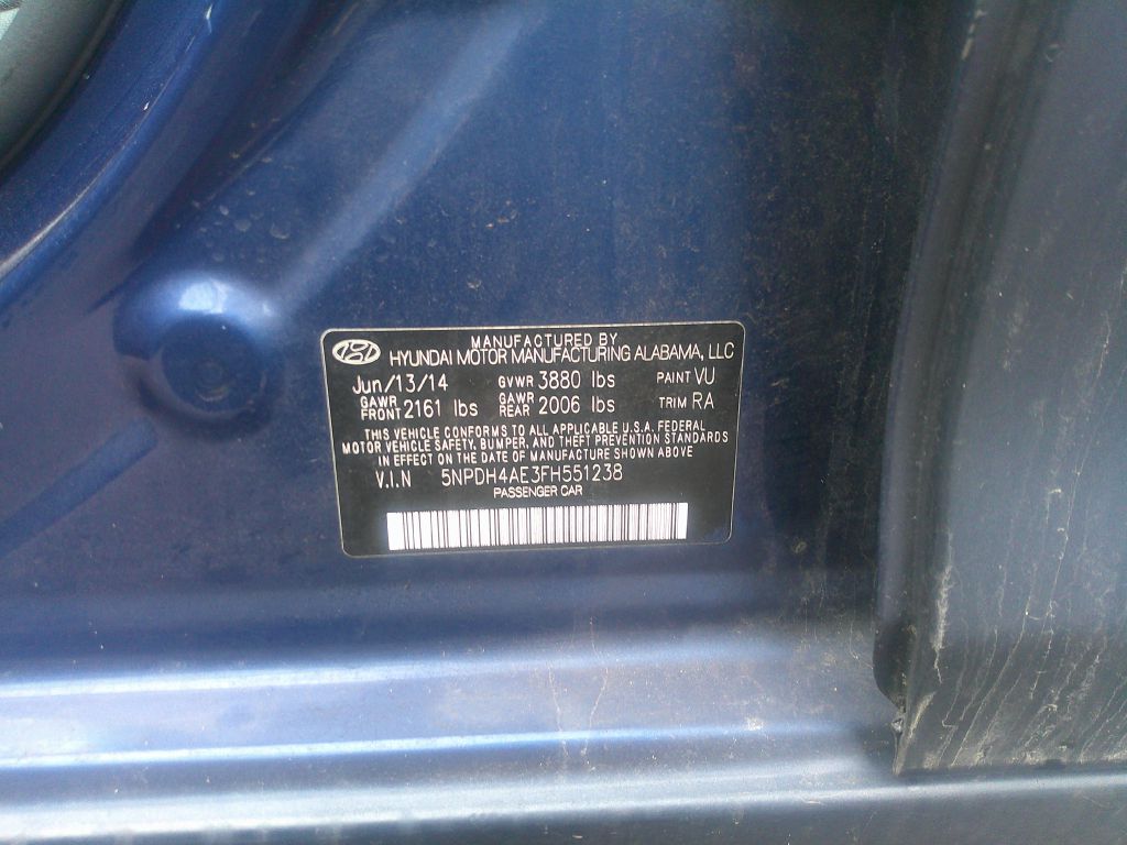 Photo 2 of this HYUNDAI ELANTRA